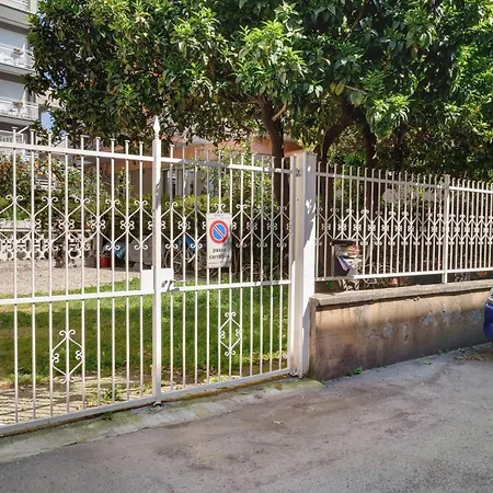 Casa Dei Garofani - Free Parking شقة